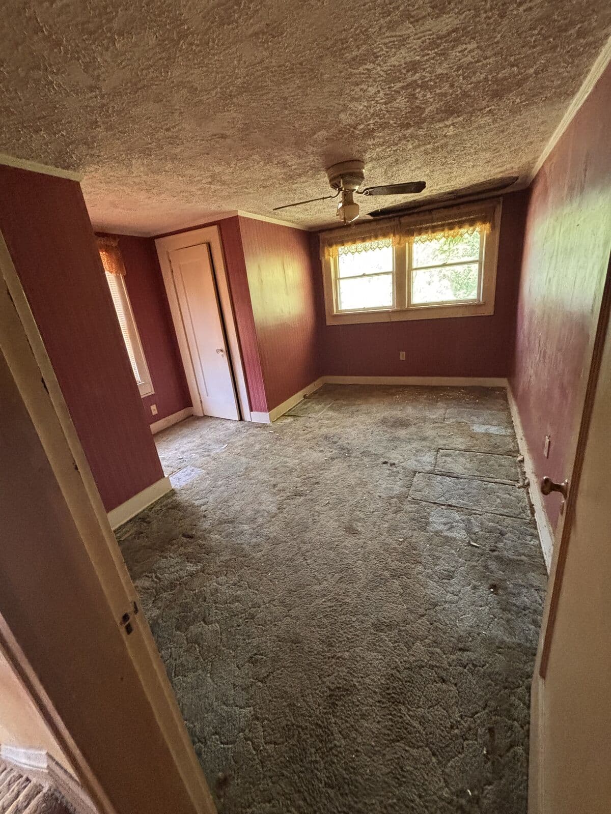 After: Second bedroom emptied